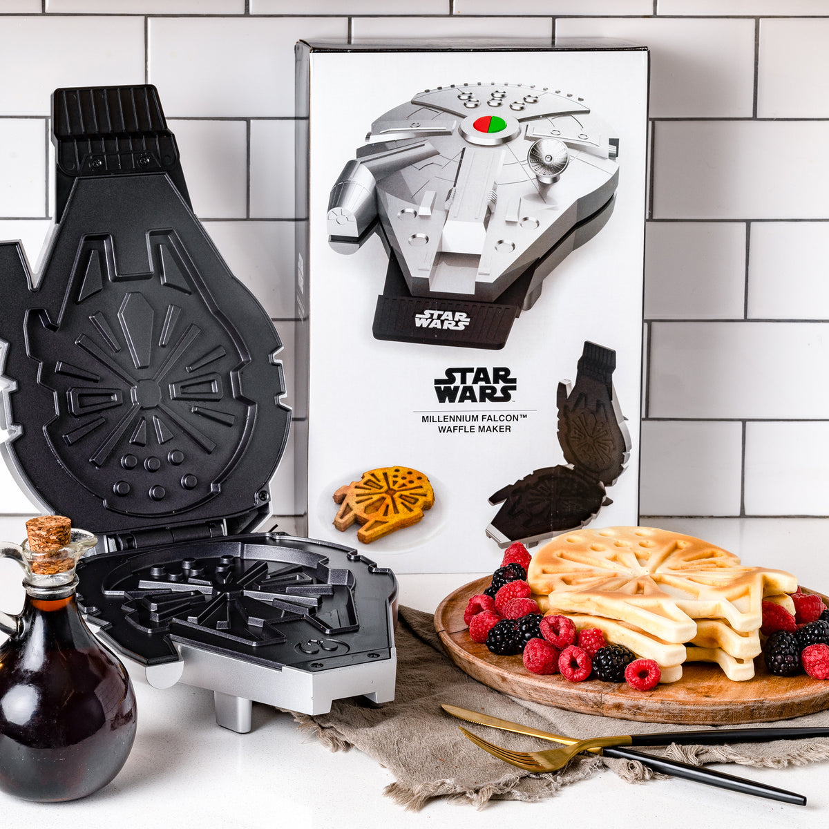 Uncanny Brands Star Wars Halo Death Star Waffle Maker- Death Star on Your  Waffles