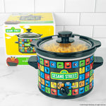 Uncanny Brands Sesame Street 2-Qt Slow Cooker