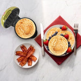Uncanny Brands Dr. Seuss Grinch Mini Waffle Maker
