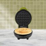Uncanny Brands Dr. Seuss Grinch Mini Waffle Maker