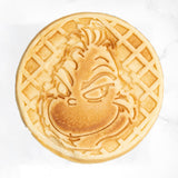 Uncanny Brands Dr. Seuss Grinch Mini Waffle Maker