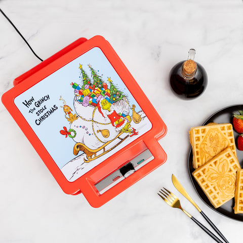 Uncanny Brands The Grinch Deluxe Waffler