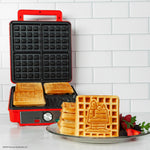 Uncanny Brands Peanuts Deluxe Waffler