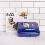 Uncanny Brands Star Wars Mandalorian Bounty Hunter & Baby Yoda Waffle Maker