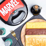 Uncanny Brands Marvel Eat the Universe Logo 3-in-1 Kitchen Appliance