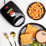 Uncanny Brands Pokémon Poké Ball Single Sandwich Maker
