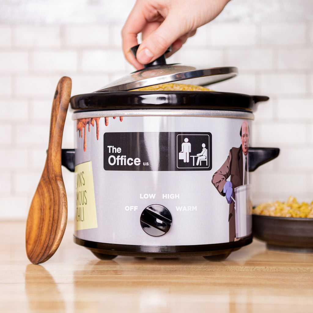 Uncanny Brands Marvel's Loki 2 Quart Slow Cooker