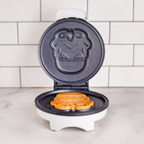 Uncanny Brands Star Wars Stormtrooper Waffle Maker