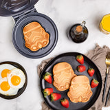 Uncanny Brands Star Wars Stormtrooper Waffle Maker